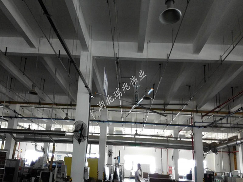 工業(yè)大吊扇、工業(yè)大風(fēng)扇、工業(yè)節(jié)能風(fēng)扇、工業(yè)風(fēng)扇、廠房車間降溫設(shè)備