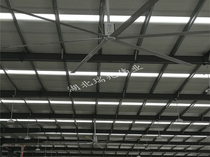 大型工業(yè)風(fēng)扇、工業(yè)大吊扇、工業(yè)大風(fēng)扇、工業(yè)節(jié)能風(fēng)扇、車間溫控設(shè)備