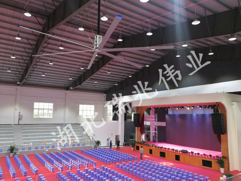 工業(yè)大風扇、湖北工業(yè)大風扇、通風降溫、瑞泰風工業(yè)大風扇