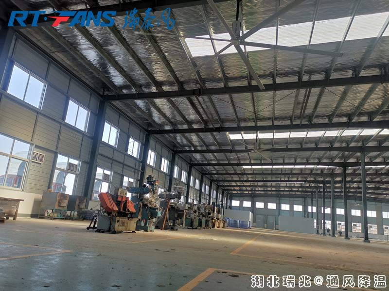 生產(chǎn)車間高大、封閉性差工業(yè)大風(fēng)扇幫你解決