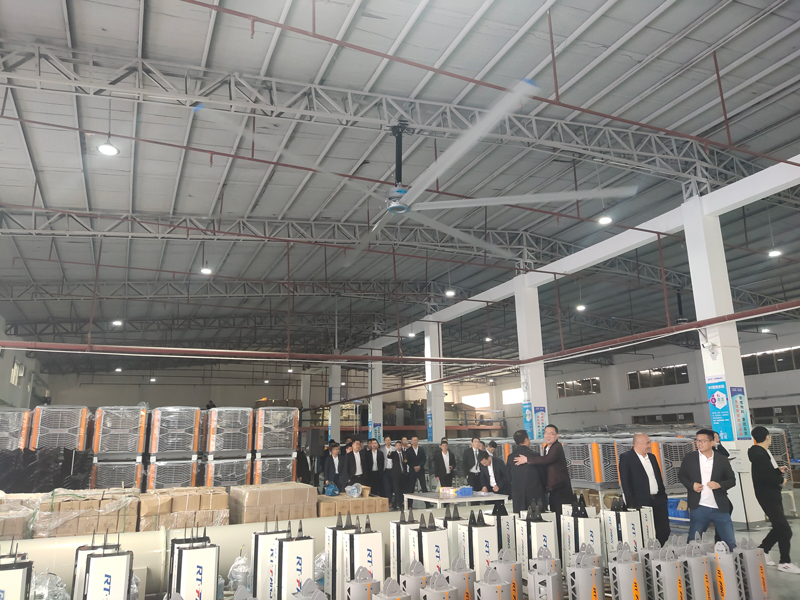 覆蓋面積廣的工業(yè)大風(fēng)扇可以使用在哪些場所！